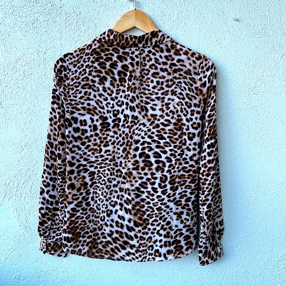 🐆NORDSTROM-bought “All in Favor” 🐆Leopard🐆 print blouse - Picture 7 of 9